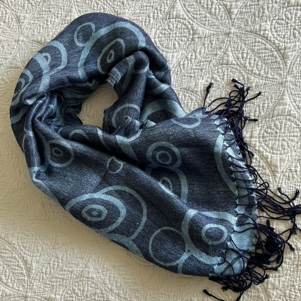 Scarf Pashmina 70% & 30% Silk Blue Circles Design